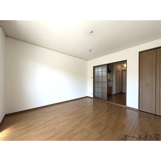 建物外観　洋室