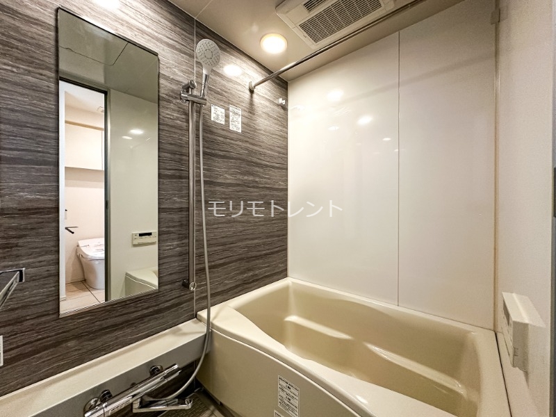 バス・シャワールーム　室内写真