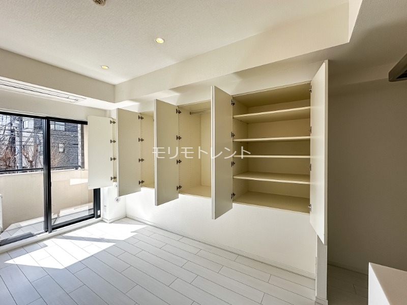 収納　室内写真