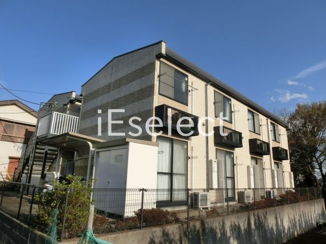 建物外観　嬉しい家具家電付きのお部屋です