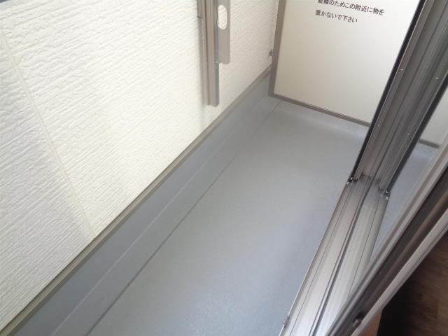 バルコニー　外からの目が気にならないバルコニーで洗濯物が干せます