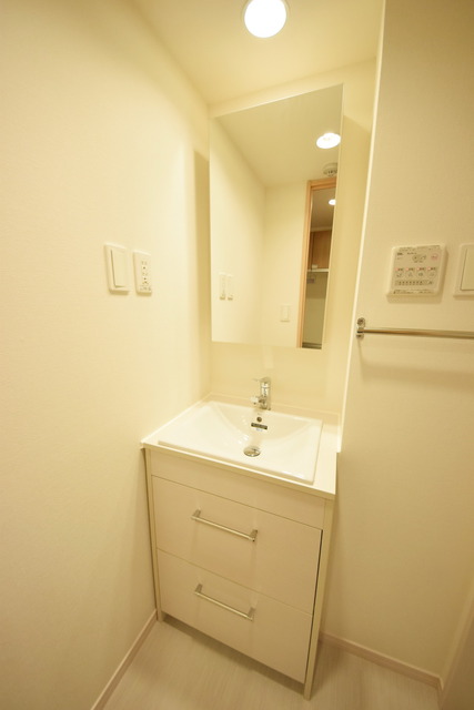 洗面設備　★身だしなみはこちら★