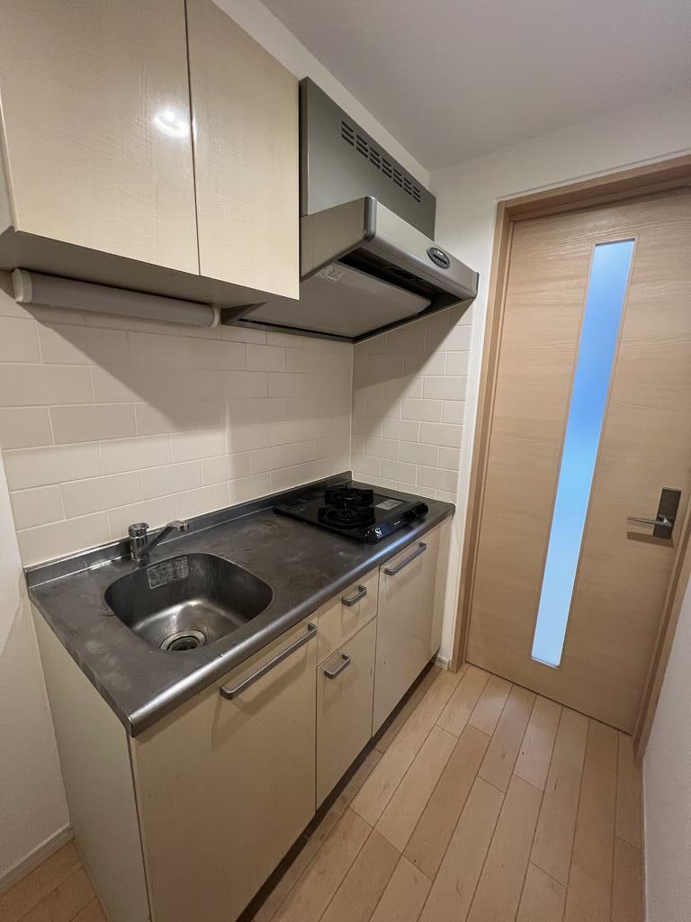 キッチン　ガスコンロは別のものになります