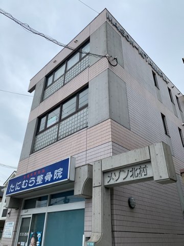 建物外観　モニター付きインターホンついてます