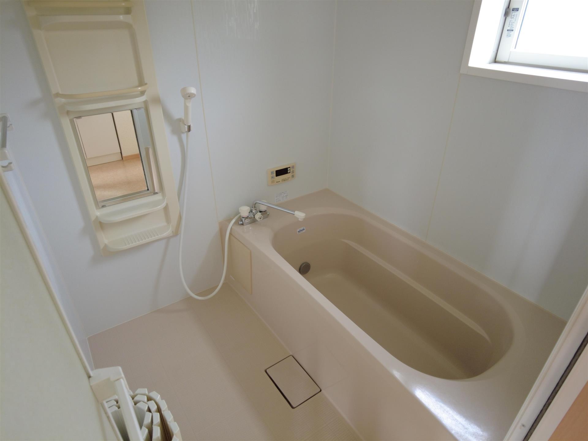 バス・シャワールーム　浴室