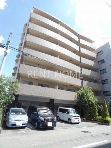 建物外観　鉄筋コンクリート造７階建て