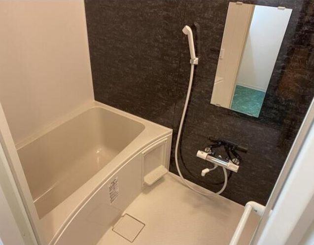 バス・シャワールーム　同施工会社施工物件の参考写真になります※現況優先