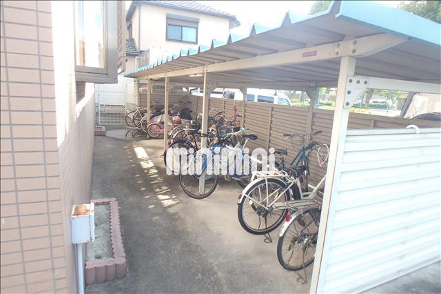 駐車場　駐輪場