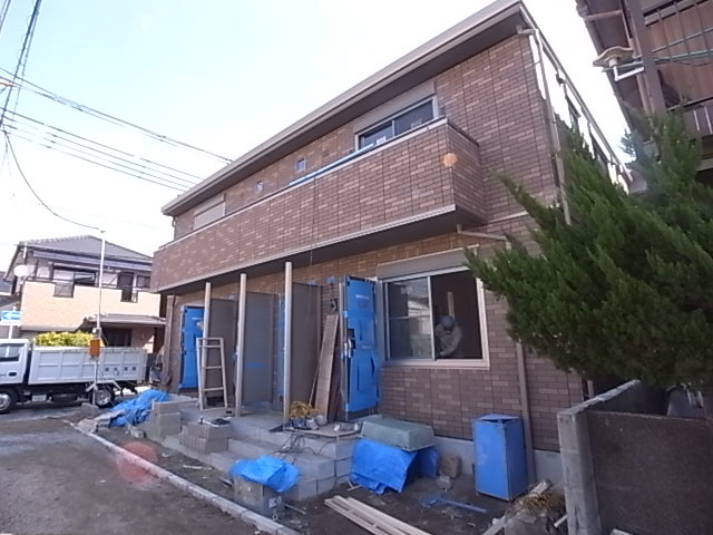 建物外観　建設中