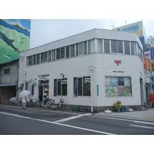 郵便局　港八幡屋郵便局（郵便局）まで37m