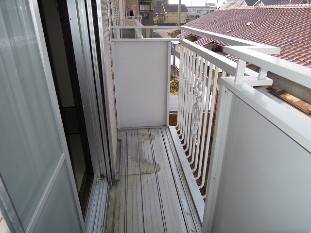 バルコニー　1階は庭