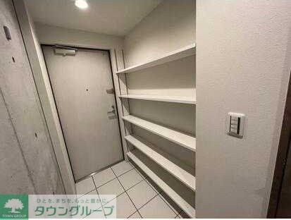 玄関　※別号室参考写真です※