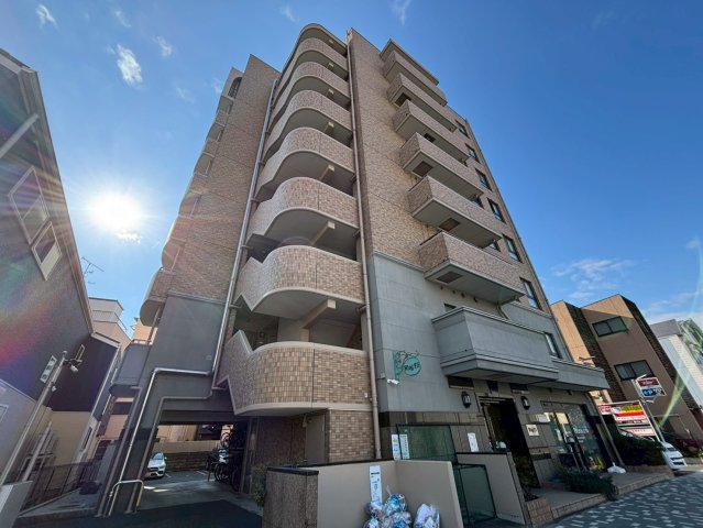 建物外観　ウイングF・S