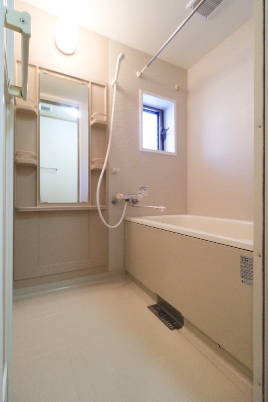 バス・シャワールーム　図面と現状に相違がある場合には現状を優先