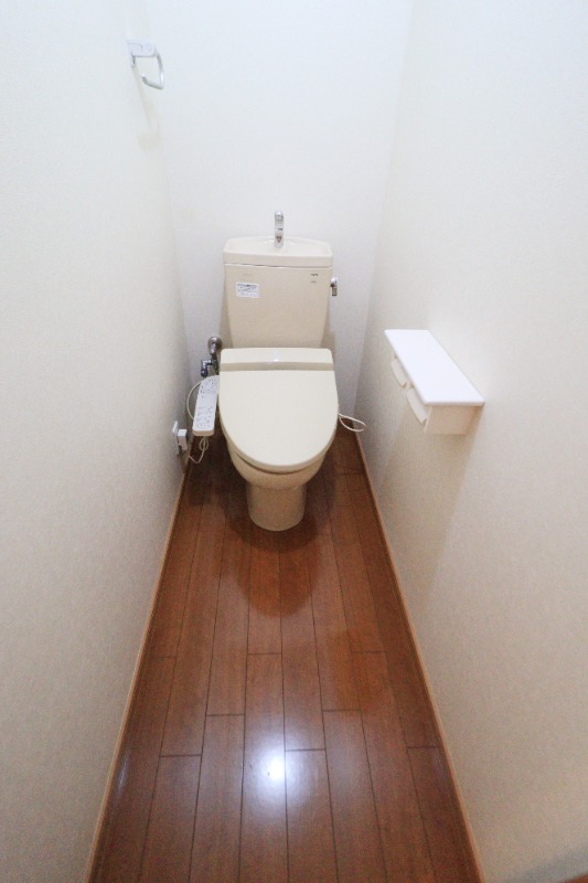 トイレ　図面と現状に相違がある場合には現状を優先