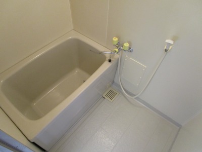 バス・シャワールーム　浴室