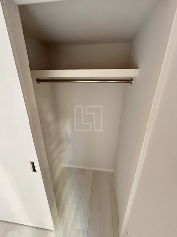 収納　ルフォンプログレ堺筋本町タワーレジデンス　ウォークインクロー