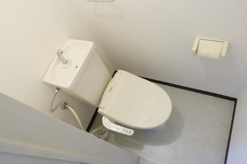トイレ　シャワー付トイレ