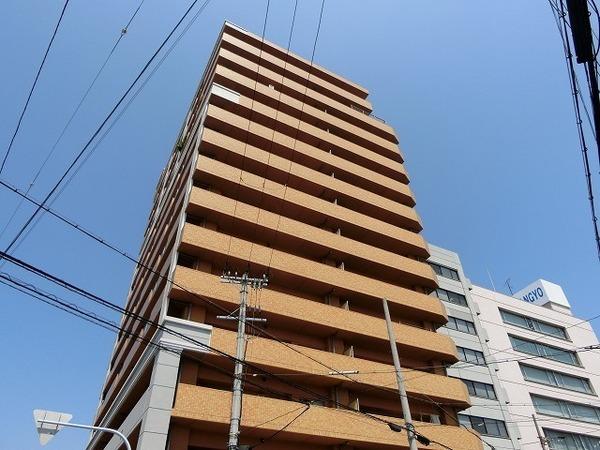 建物外観　エレベーター、宅配ＢＯＸあり！