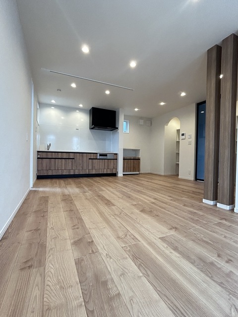 居室・リビング　すべてクリーニング前の写真です