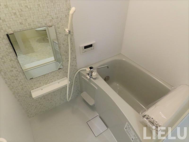 バス・シャワールーム　同施工会社施工物件の参考写真になります※現況優先