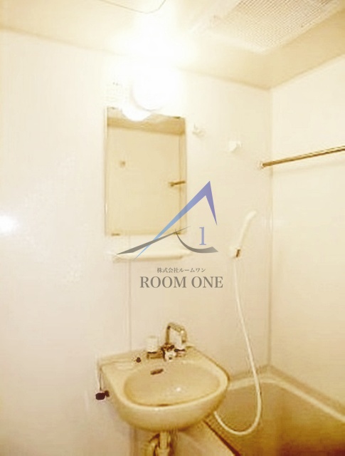 洗面設備　洗面台です。