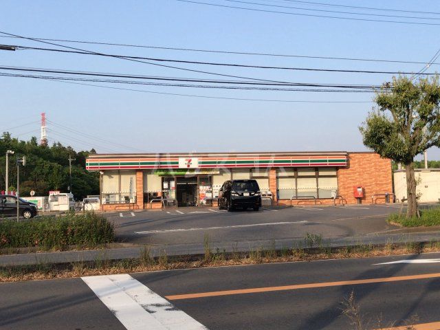 コンビニ　セブンイレブン牛久愛和総合病院入口店（コンビニ）まで1465m