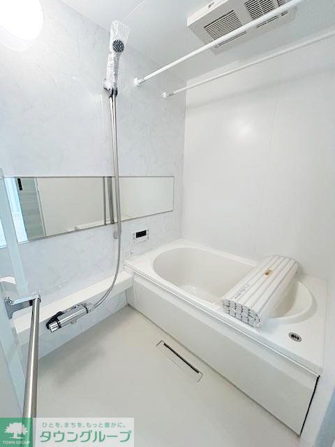 バス・シャワールーム　洗面