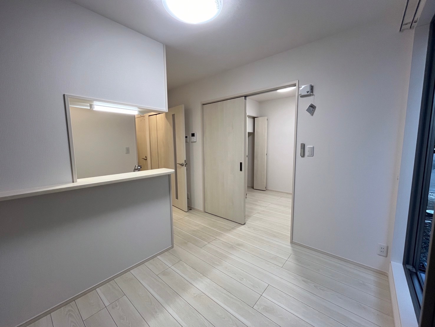 居室・リビング　家具は配置イメージです。