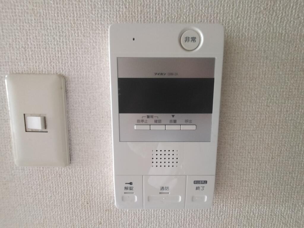 セキュリティ　※同建物の別のお部屋の写真です。