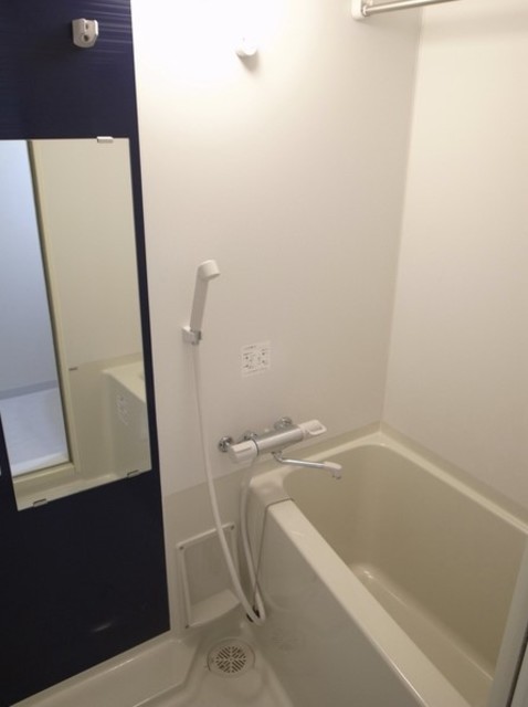 バス・シャワールーム　バスルーム