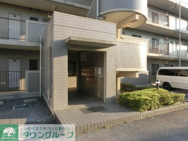 エントランス　エントランス