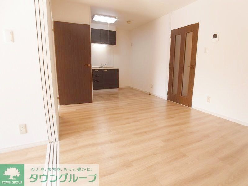 居室・リビング　※別号室参考写真