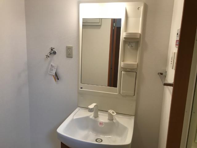 洗面設備　洗髪洗面化粧台