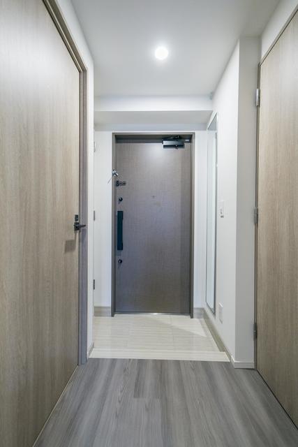 玄関　※写真は同タイプ住戸です。