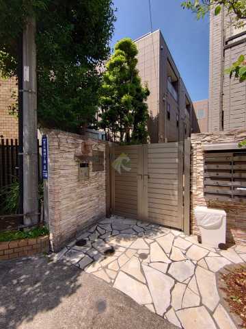 エントランス　カーサ恵比寿壱番館