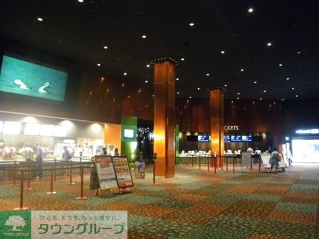 その他　映画館（その他）まで3000m