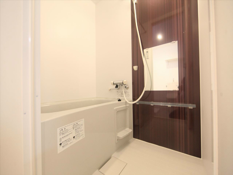 バス・シャワールーム　浴室暖房乾燥機機能付　24時間換気機能付バスルーム