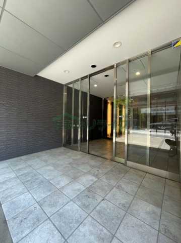 エントランス　ブランシエスタ駒込