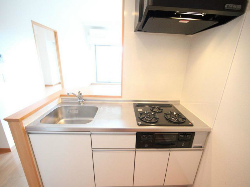 キッチン　システムキッチン（ガス3口コンログリル付）カウンターキッチン