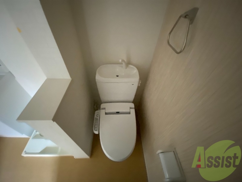 トイレ　ウォシュレット付きのトイレです。シャワートイレは便利ですね