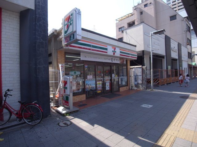 コンビニ　セブン－イレブン　阪神西宮駅南店（コンビニ）まで185m