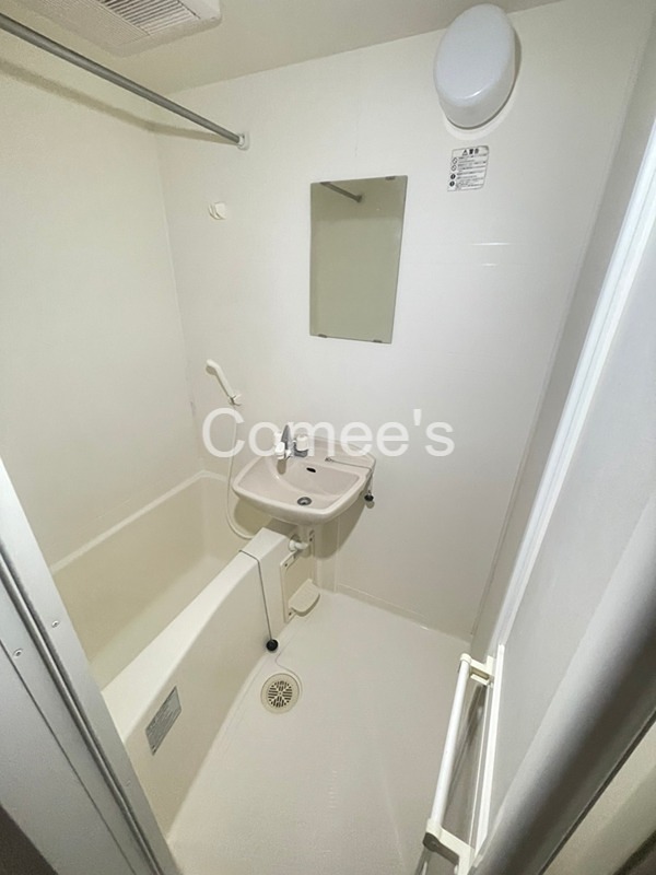 バス・シャワールーム　バスルーム