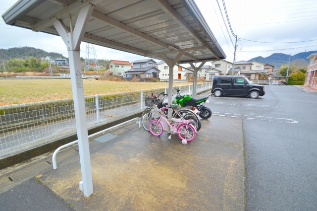 ショッピングセンター　ファッションセンターしまむら熊野店（ショッピングセンター）まで2190m