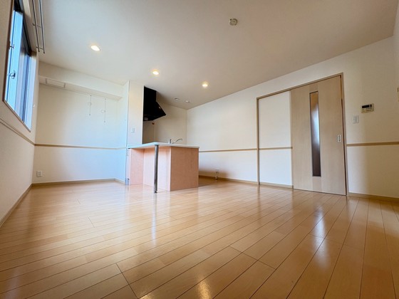 居室・リビング　※別部屋の写真です