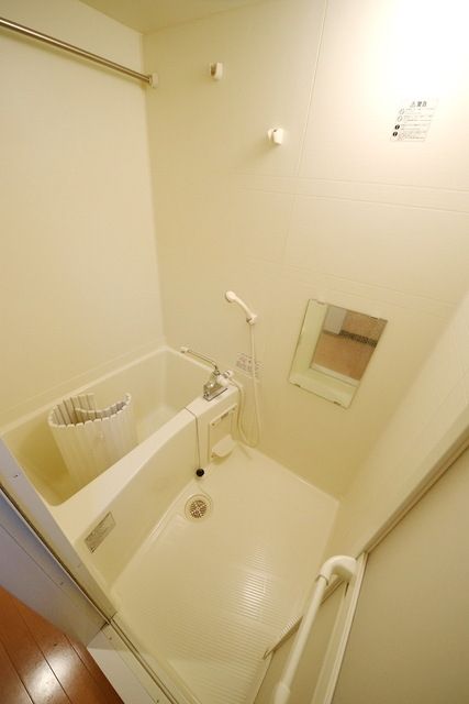 バス・シャワールーム　★お部屋探しはタウンハウジング府中店まで★