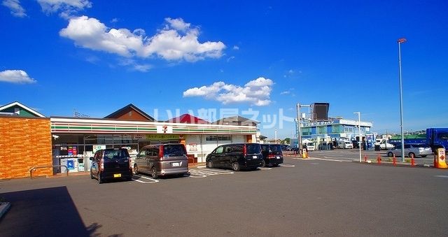コンビニ　セブンイレブン狭山店（コンビニ）まで581m