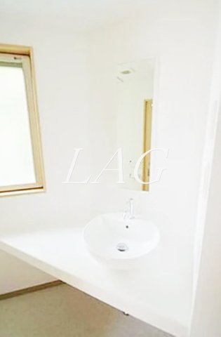 洗面設備　独立洗面台です。