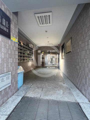 ロビー　リーガル塚本II　ロビー