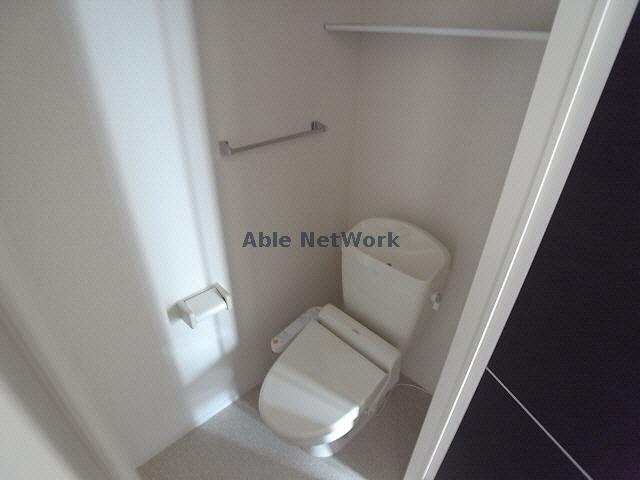 トイレ　トイレ